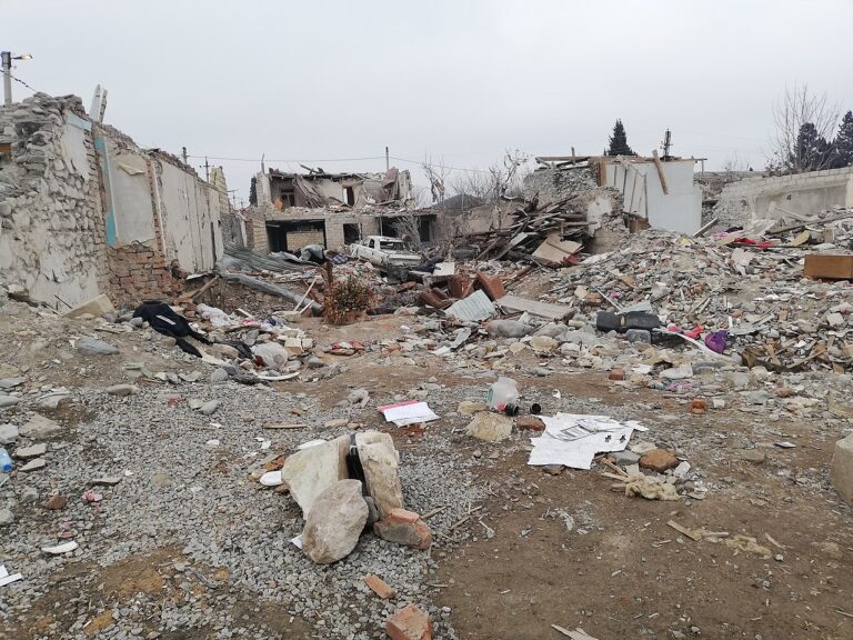 Nagorno-Karabakh_ Distruzione a Gəncə dopo gli attacchi armeni alla città_Parabellumhistory